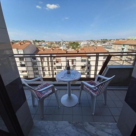 Iva Apartman Pola Esterno foto
