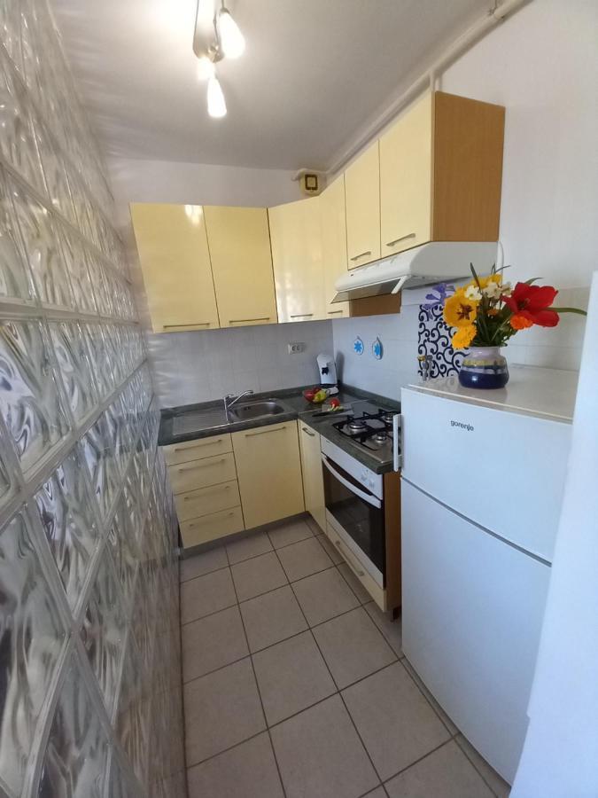Iva Apartman Pola Esterno foto