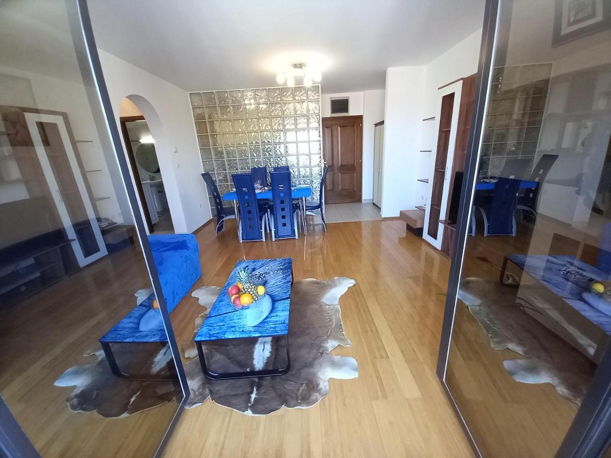 Iva Apartman Pola Esterno foto
