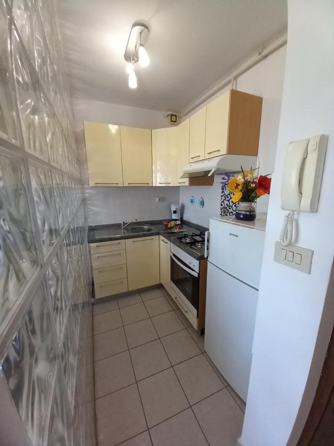 Iva Apartman Pola Esterno foto