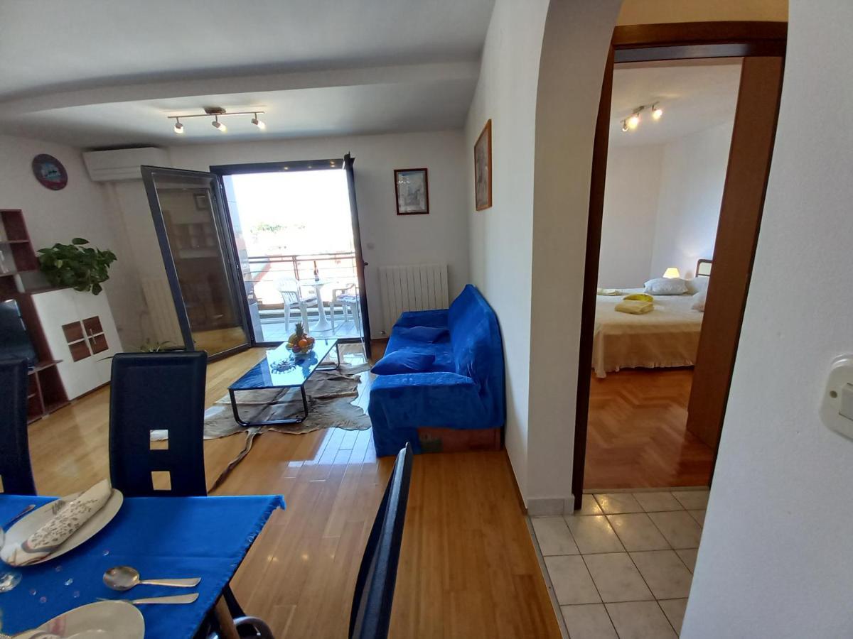 Iva Apartman Pola Esterno foto