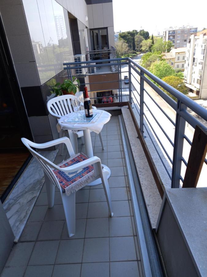 Iva Apartman Pola Esterno foto